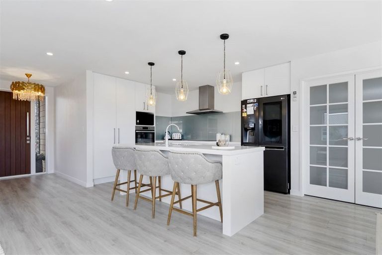 Photo of property in 4 Kotiate Street, Papamoa Beach, Papamoa, 3118