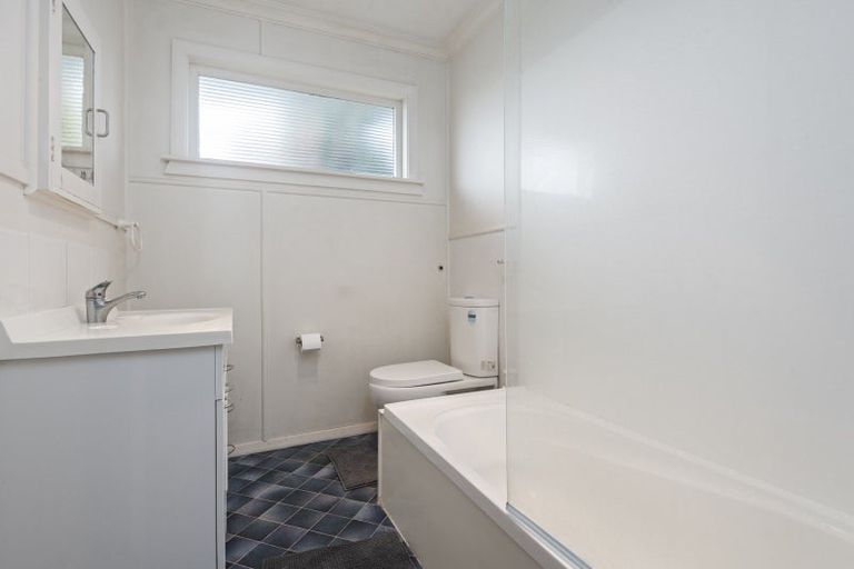 Photo of property in 30 Forbury Avenue, Takaro, Palmerston North, 4412