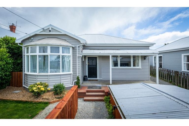 Photo of property in 25 Roslyn Terrace, West End, Timaru, 7910