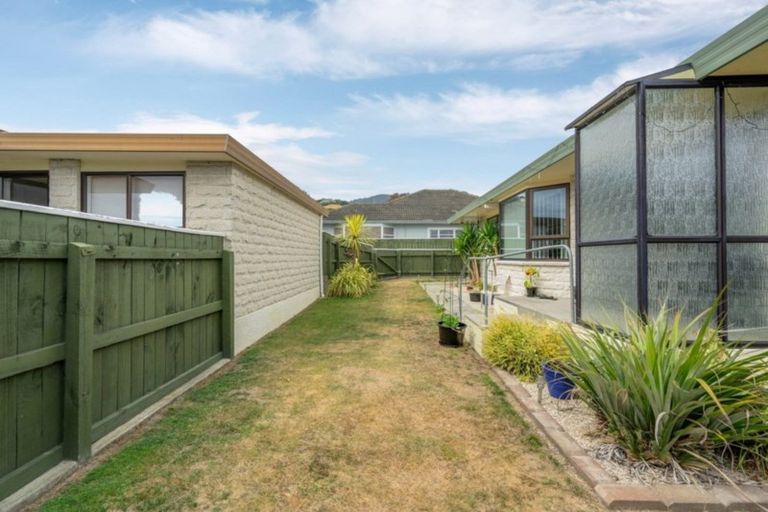 Photo of property in 2/14 Marsden Road, Stoke, Nelson, 7011