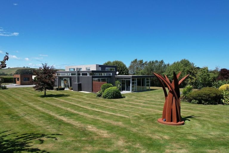 Photo of property in 141 Awamoa Road, Holmes Hill, Oamaru, 9401