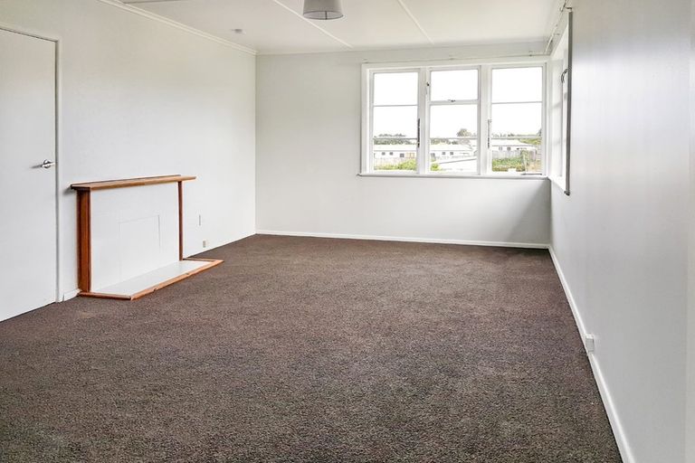 Photo of property in 56 Dimock Street, Titahi Bay, Porirua, 5022