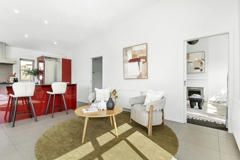 Photo of property in 32a Tawa Terrace, Tawa, Wellington, 5028