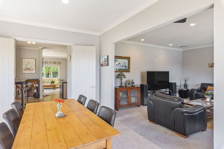 Photo of property in 12 Regent Drive, Paraparaumu Beach, Paraparaumu, 5032
