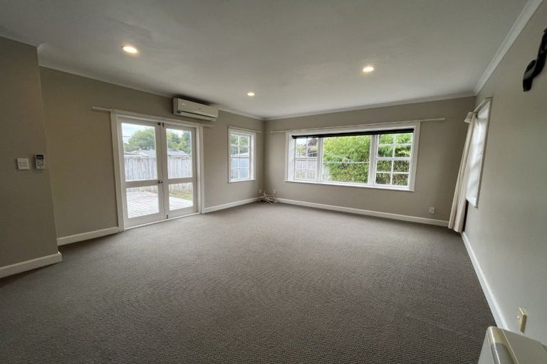 Photo of property in 411a Featherston Street, Palmerston North, 4414