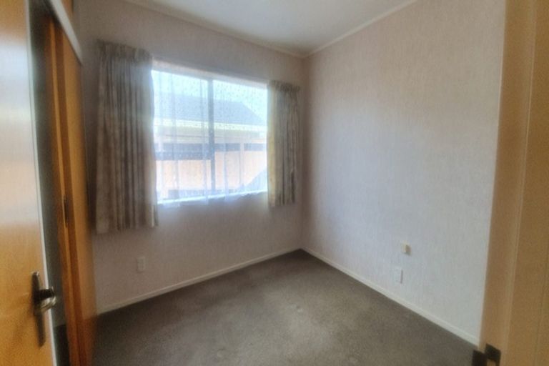 Photo of property in 1/554 Weymouth Road, Weymouth, Auckland, 2103