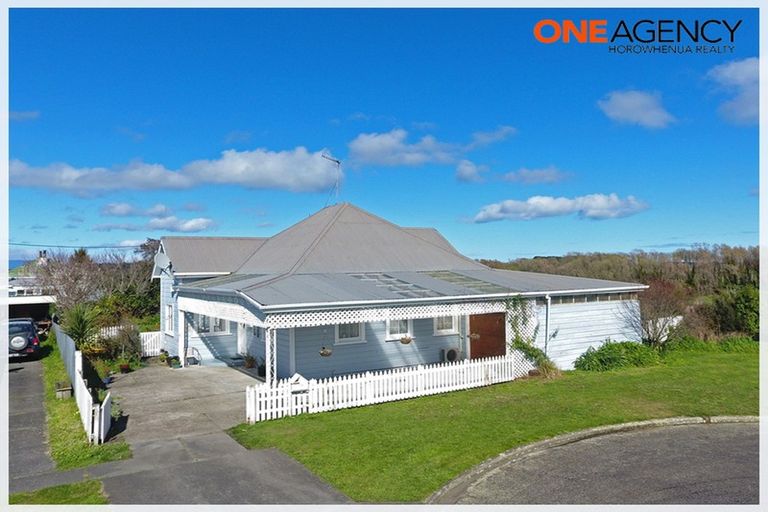 Photo of property in 11 Ravensworth Place, Foxton, 4814