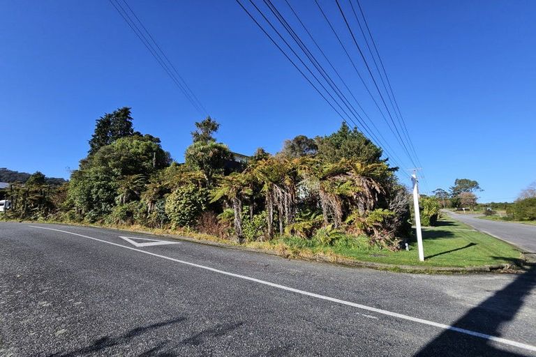Photo of property in 8 Hall-jones Street, Runanga, 7803