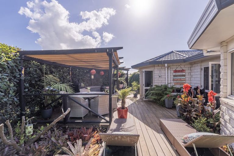 Photo of property in 19 Springbok Avenue, Whitianga, 3510