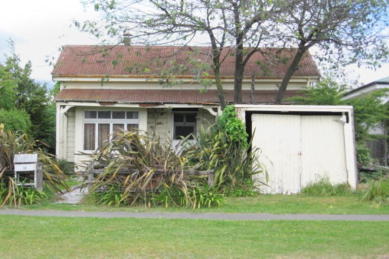 Photo of property in 12 Williams Street, Gisborne, 4010