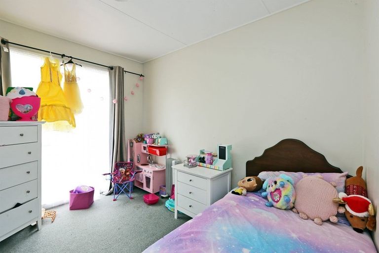 Photo of property in 257 Flaxmere Avenue, Flaxmere, Hastings, 4120