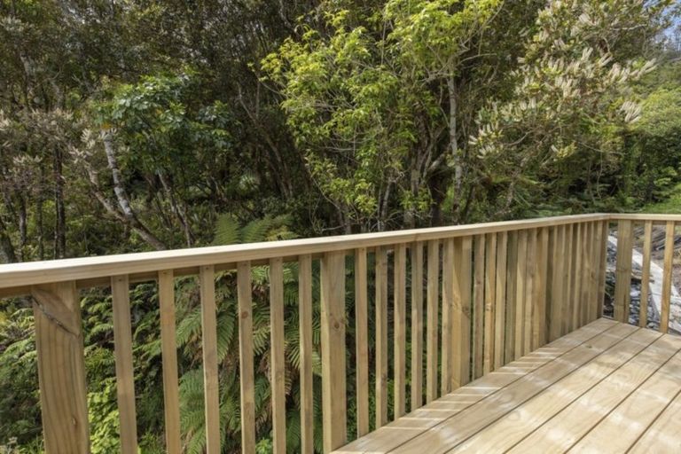 Photo of property in 127 Manuka Street, Stokes Valley, Lower Hutt, 5019