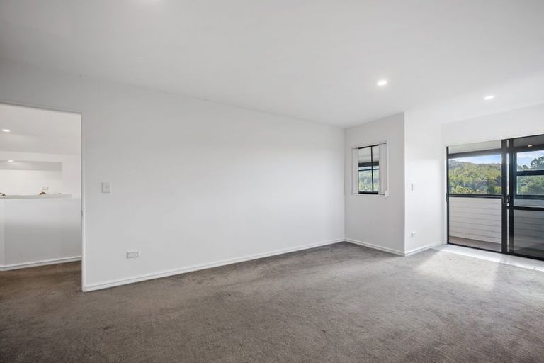 Photo of property in 384 Pine Valley Road, Dairy Flat, Silverdale, 0992