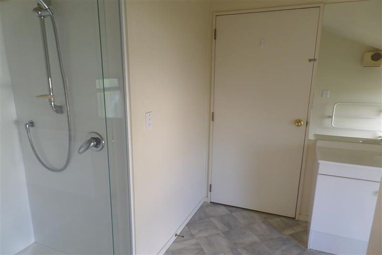 Photo of property in 1/52 Malcolm Avenue, Beckenham, Christchurch, 8023