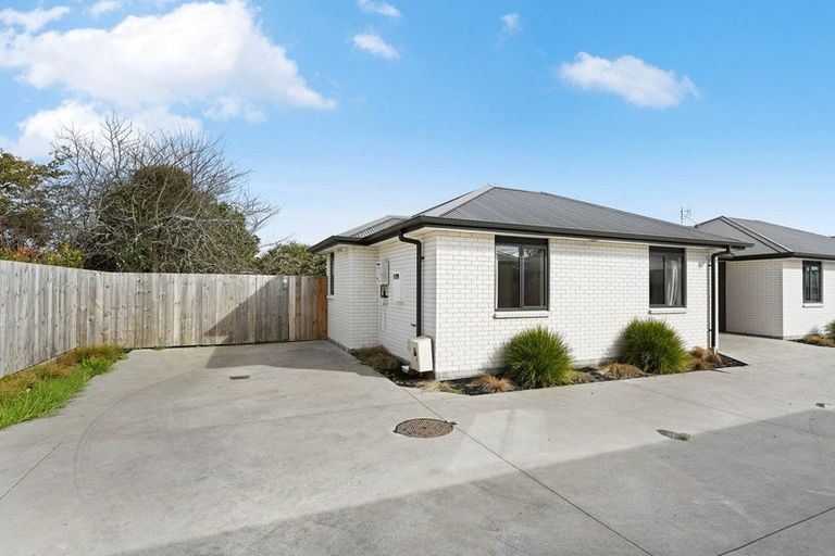 Photo of property in 2/72 Marshall Street, Fairfield, Hamilton, 3214