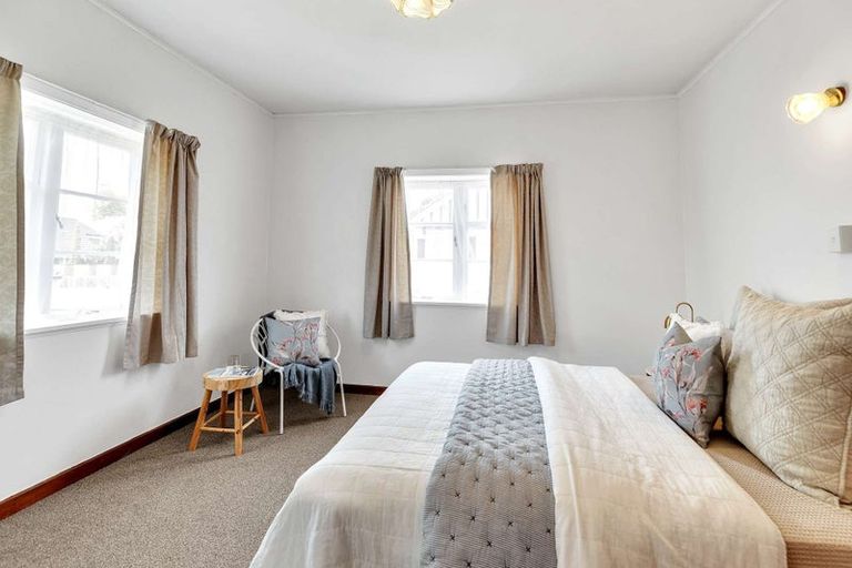 Photo of property in 174 Cook Street, West End, Palmerston North, 4410