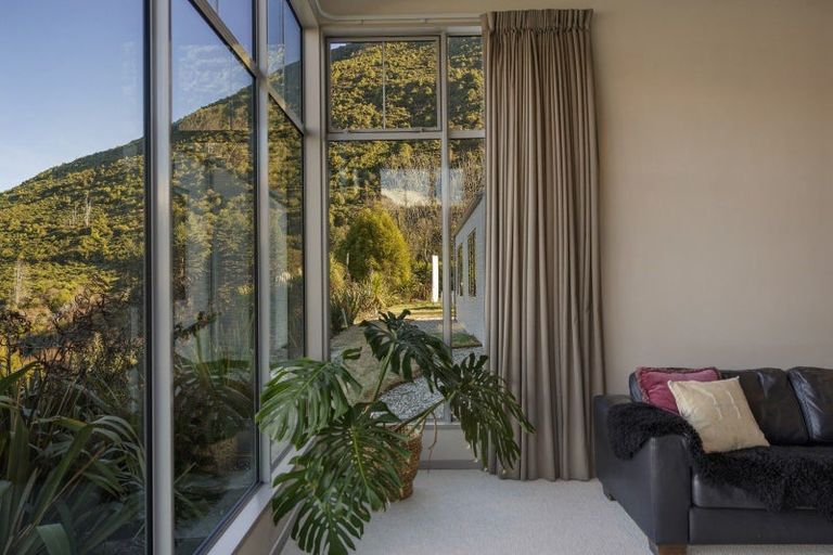 Photo of property in 19 Baywaters Lane, Closeburn, Queenstown, 9371