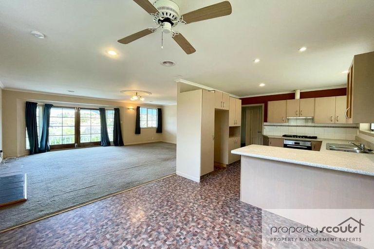 Photo of property in 89c Poplar Grove, Whalers Gate, New Plymouth, 4310