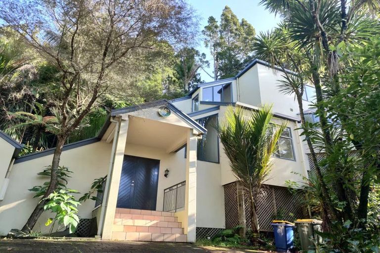 Photo of property in 35 Park Road, Titirangi, Auckland, 0604