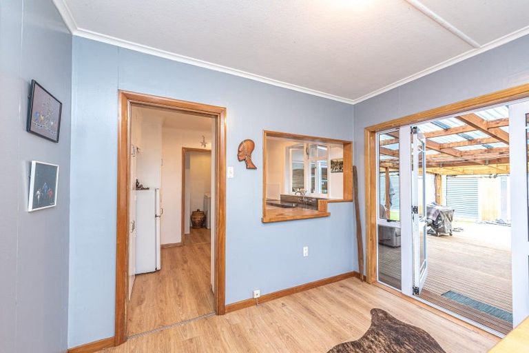 Photo of property in 8 Harris Place, Gonville, Whanganui, 4501