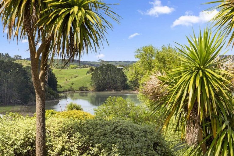 Photo of property in 23 Main Road, Raglan, 3225