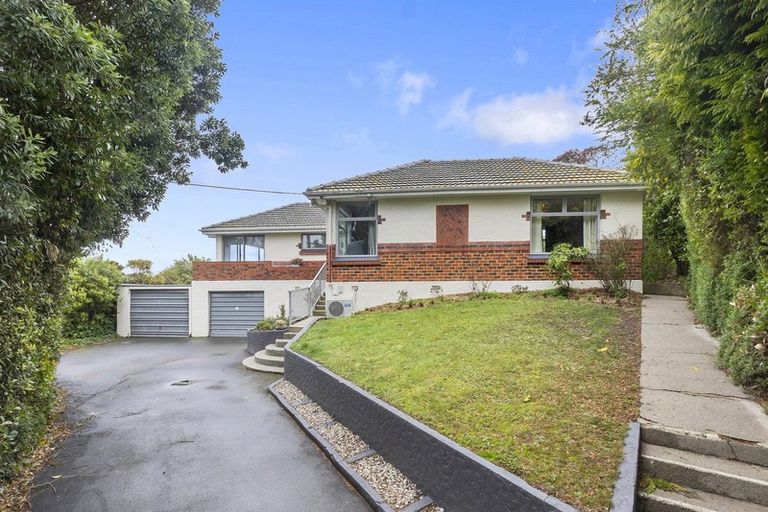 Photo of property in 75 Easther Crescent, Kew, Dunedin, 9012