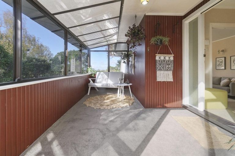 Photo of property in 24 Cyclarama Crescent, Massey, Auckland, 0614