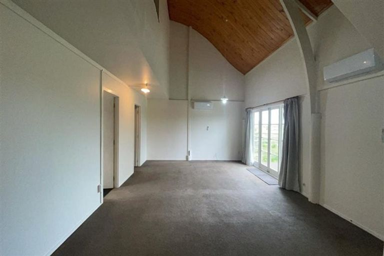 Photo of property in 222 Helvetia Road, Pukekohe, 2676