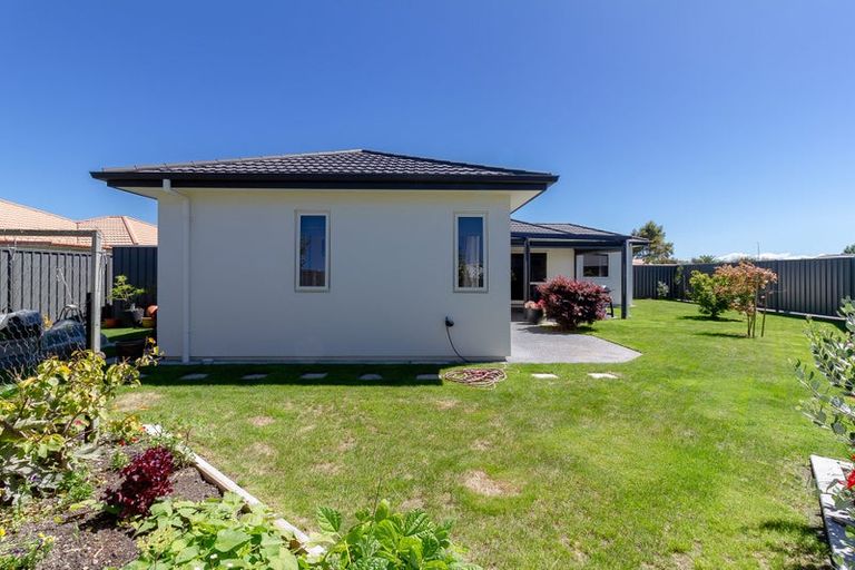 Photo of property in 12 Rotoiti Way, Poraiti, Napier, 4112