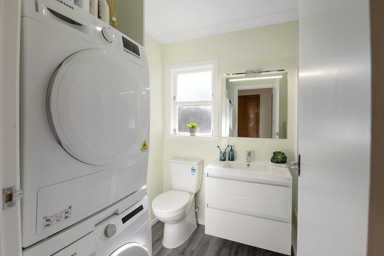 Photo of property in 36 York Street, Levin, 5510