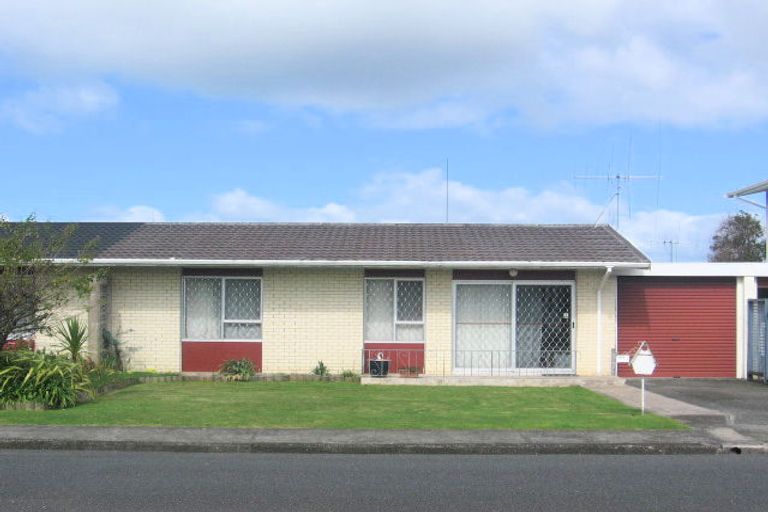 Photo of property in 3/5 Wrack Street, Kensington, Whangarei, 0112
