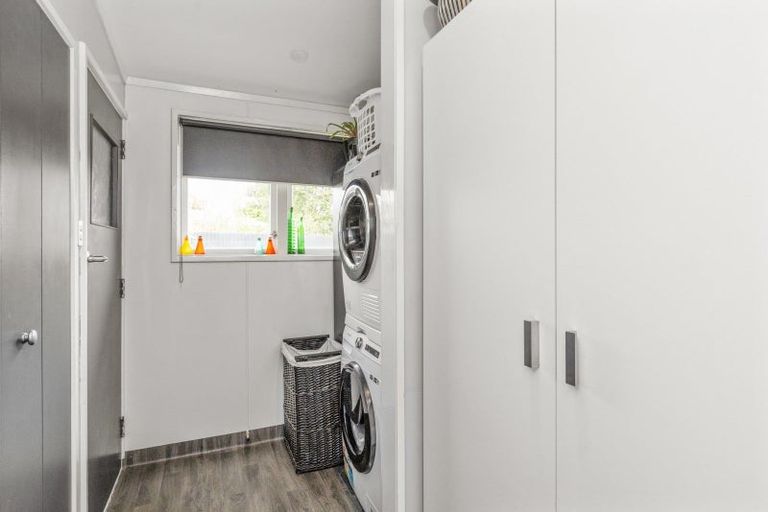 Photo of property in 76 Bill Hercock Street, Pirimai, Napier, 4112