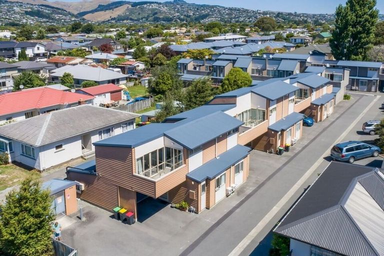 Photo of property in 8/9 Cameron Street, Sydenham, Christchurch, 8023