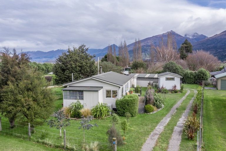 Photo of property in 21 Kiwi Street, Makarora, Wanaka, 9382