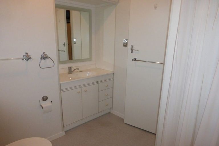 Photo of property in 2/18 King Street, Sydenham, Christchurch, 8023