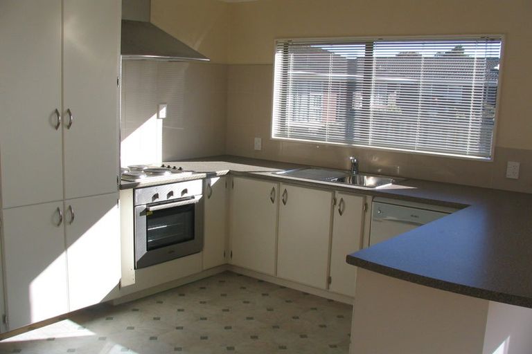 Photo of property in 1/1 Don Street, Papakura, 2110