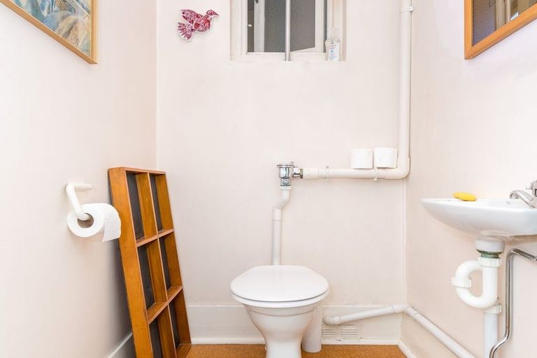 Photo of property in 4 Willowbank, North Dunedin, Dunedin, 9016