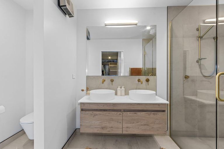 Photo of property in 14 Ferbane Way, Halswell, Christchurch, 8025