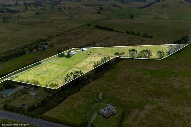 Photo of property in 331 South Head Road, South Head, Helensville, 0874