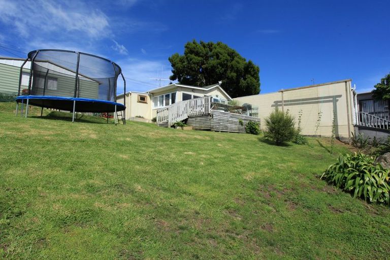Photo of property in 18 Bay View Road, Raglan, 3225