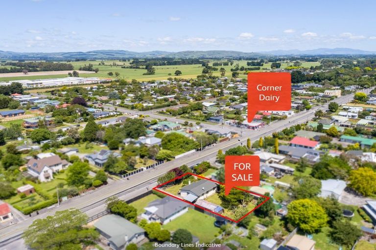 Photo of property in 286 High Street South, Carterton, 5713