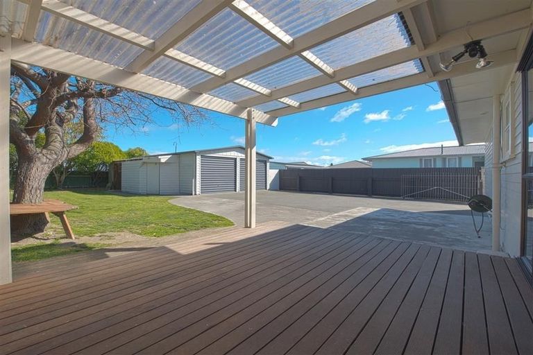 Photo of property in 12 Merton Crescent, Pirimai, Napier, 4112