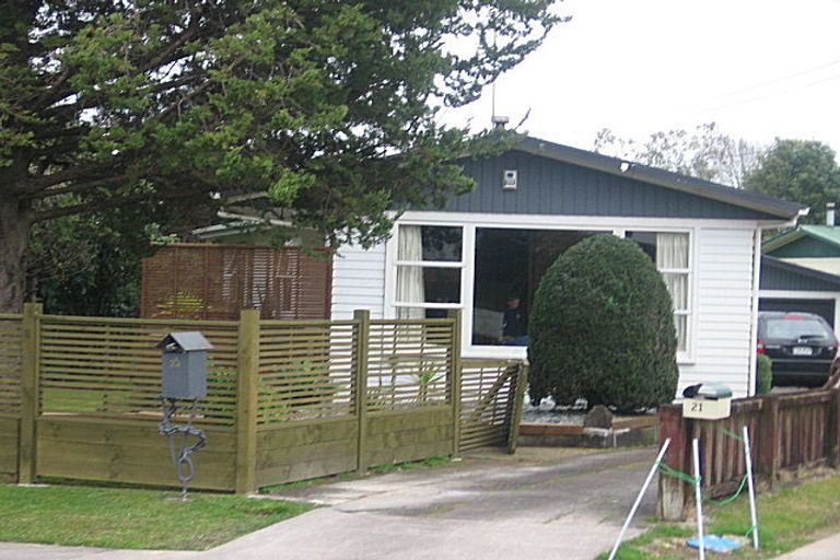 Photo of property in 23 Tasman Drive, Opaheke, Papakura, 2113