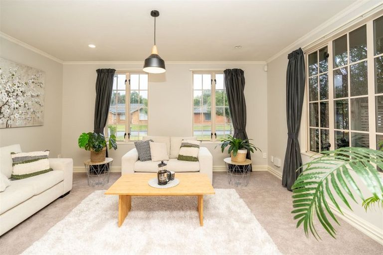 Photo of property in 37 Nielsen Gardens, Rototuna, Hamilton, 3210