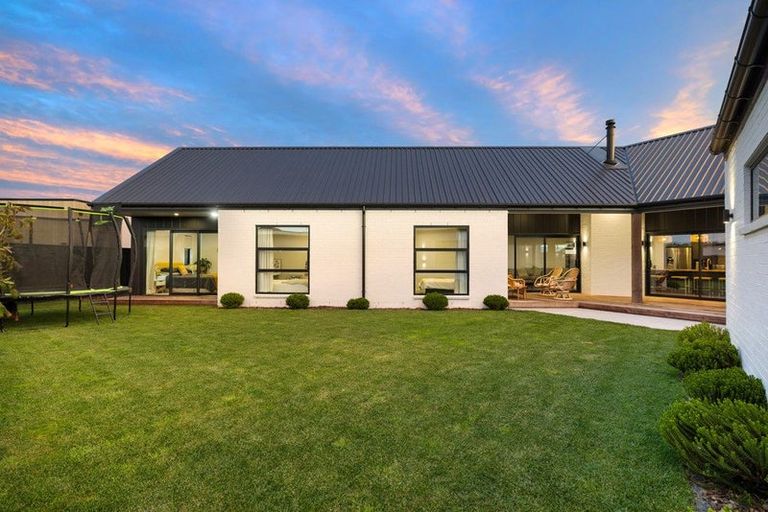 Photo of property in 29 Frank Ernest Crescent, Prebbleton, 7604