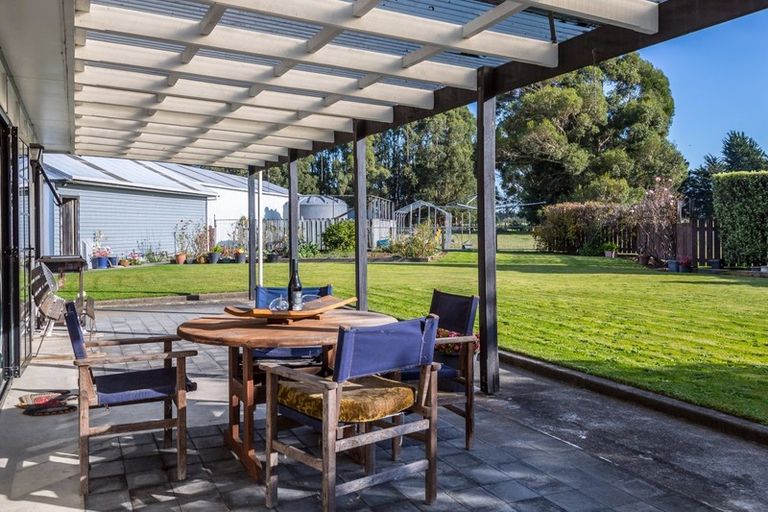 Photo of property in 19 Matahiwi Road, Matahiwi, Masterton, 5888