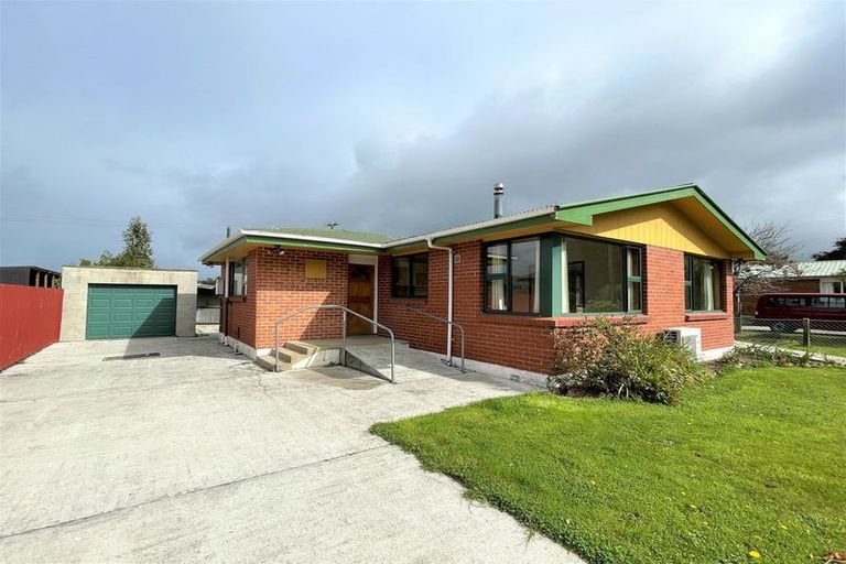 Photo of property in 8 Pearson Lane, Balclutha, 9230