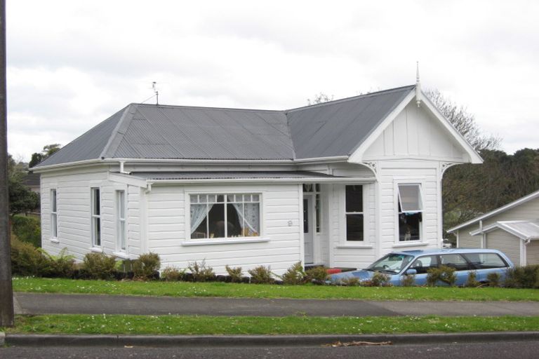 Photo of property in 9 Sycamore Grove, Lower Vogeltown, New Plymouth, 4310