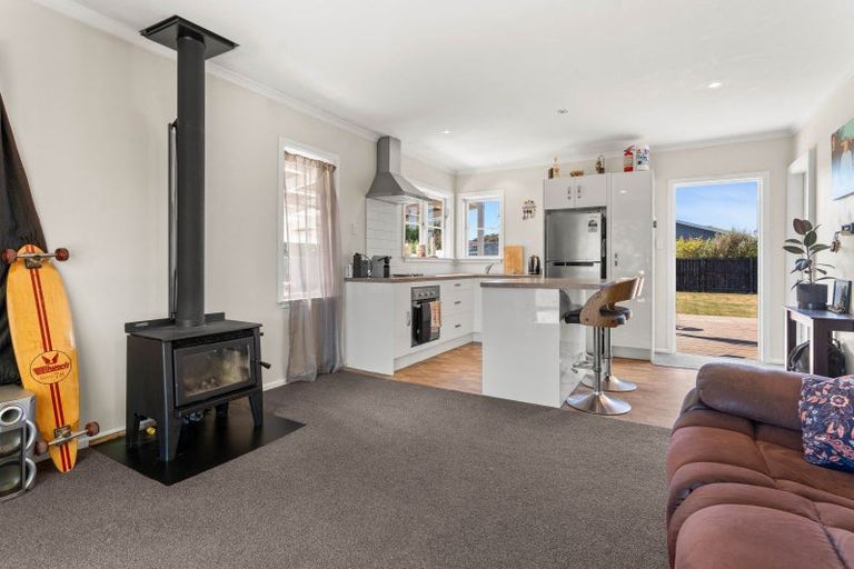 Photo of property in 3 Lincoln Road, Carterton, 5713