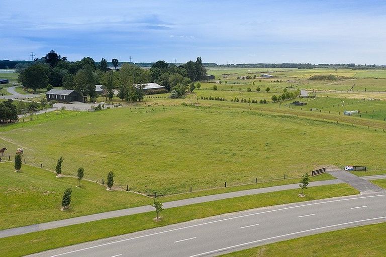 Photo of property in 61 Lake Hood Drive, Huntingdon, Ashburton, 7774